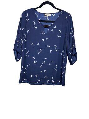 Cest Toi Womens Navy Bird Print Blouse Medium 3/4 Sleeve With Button Tabs Keyhol
